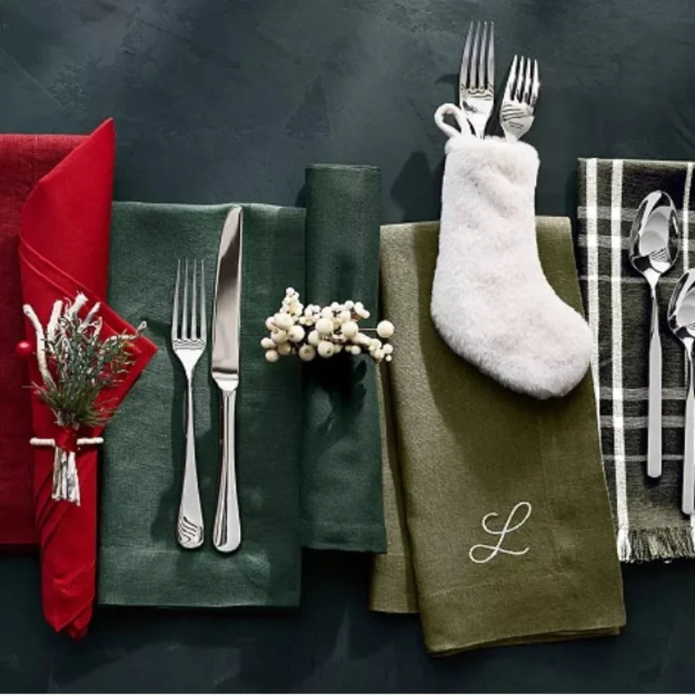 Crate&Barrel San Remo Green & Garnet Red tablewear Sets